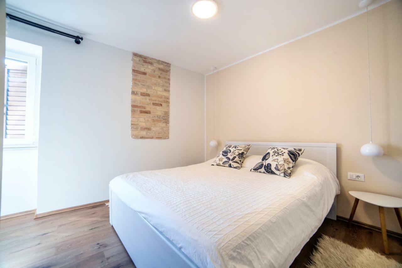 Emma Appartment Пореч Екстериор снимка